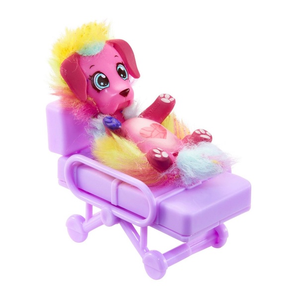 Scruff Surprise Pets Vet Rescue Ambulance - Picture 3 of 5